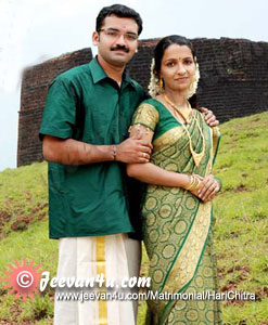 Hari Chitra Engagement Photos Kerala India